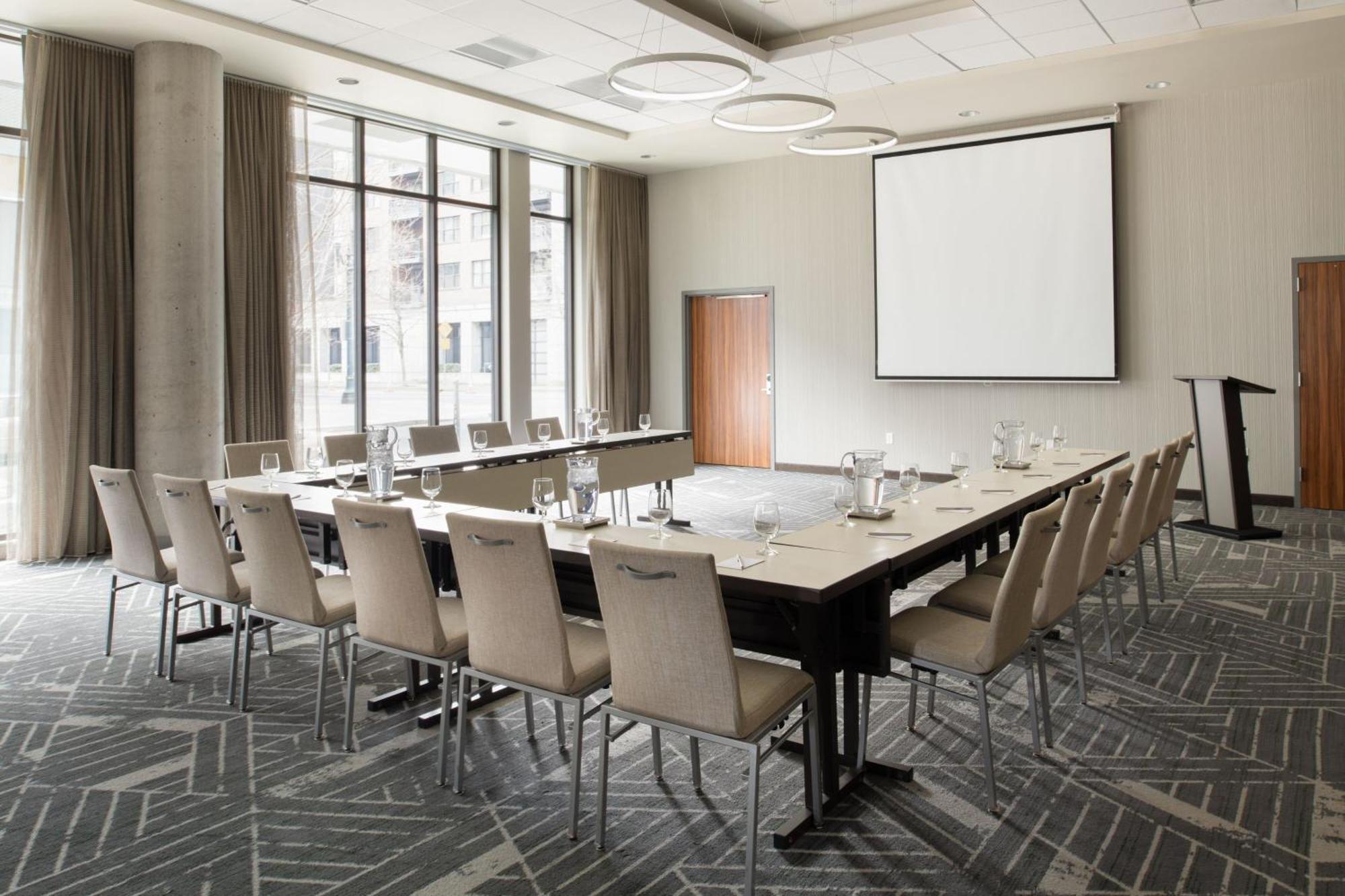 Residence Inn By Marriott Portland Downtown/Pearl District Bagian luar foto