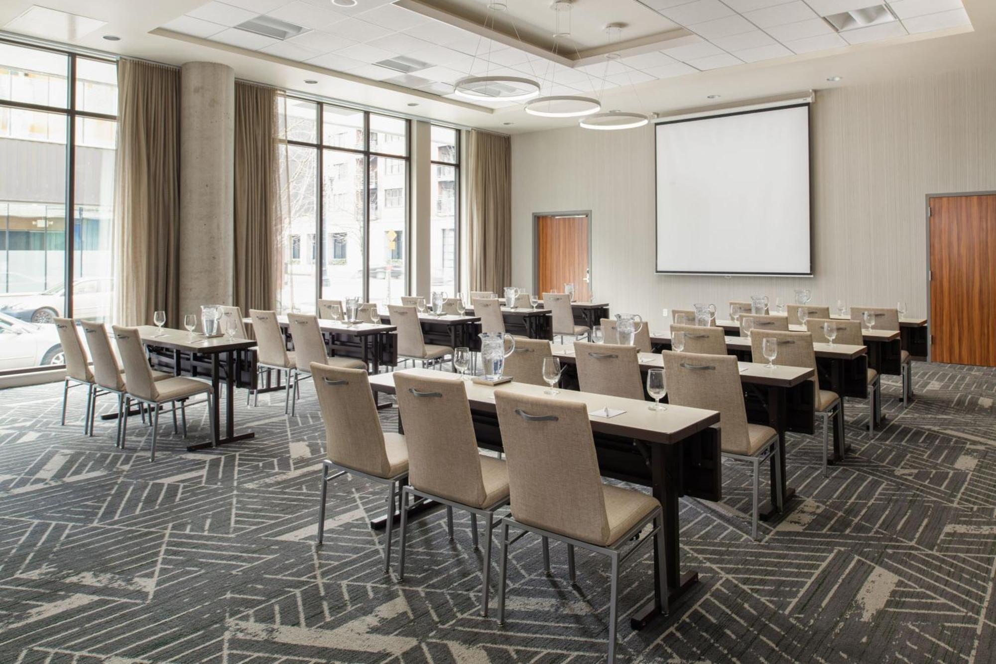 Residence Inn By Marriott Portland Downtown/Pearl District Bagian luar foto